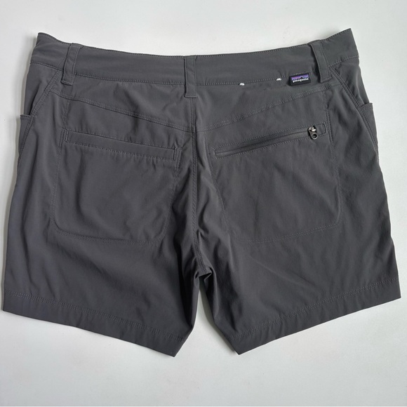 Patagonia Quandary 5" Hiking Shorts in Forge Grey/Charcoal Size 4 - Picture 16 of 17